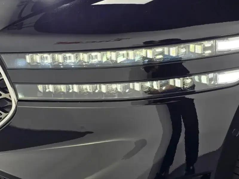 2023 Genesis G90 с пробегом 49 381 км