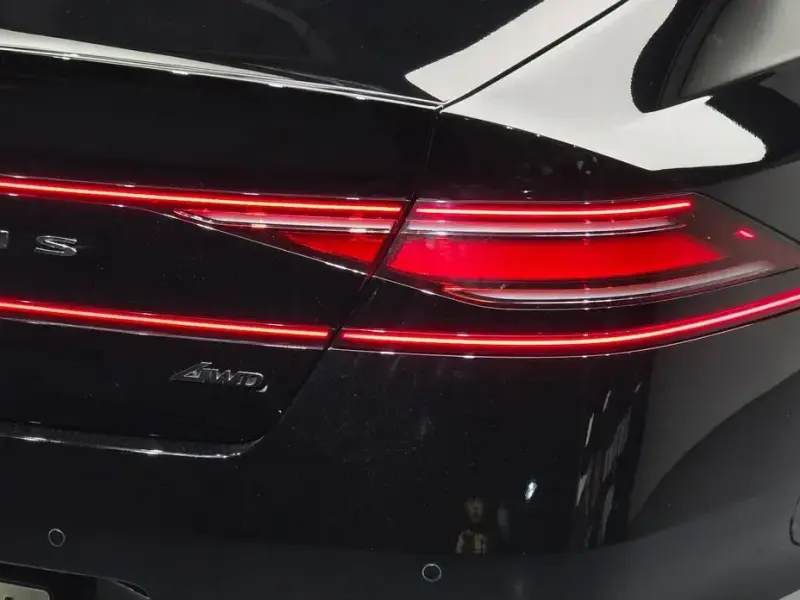 2023 Genesis G90 с пробегом 49 381 км