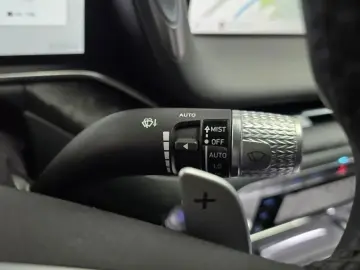 2023 Genesis G90 с пробегом 49 381 км