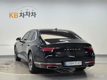 2023 Genesis G90 с пробегом 80 104 км