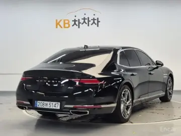 2023 Genesis G90 с пробегом 80 104 км