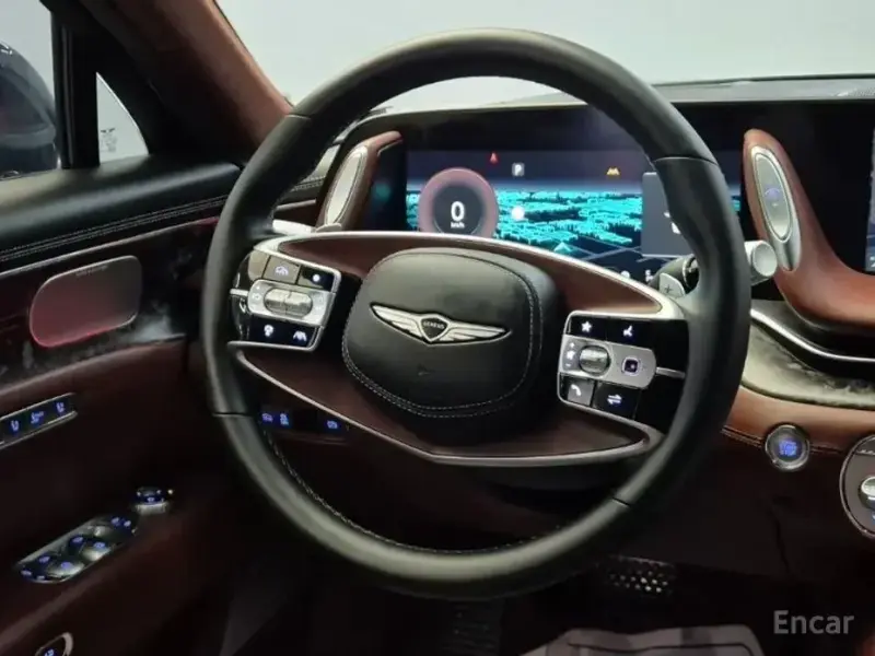 2023 Genesis G90 с пробегом 80 104 км