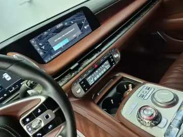 2023 Genesis G90 с пробегом 80 104 км