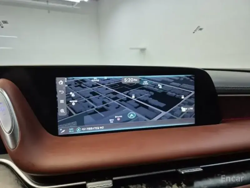 2023 Genesis G90 с пробегом 80 104 км