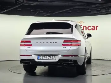 2023 Genesis GV80 с пробегом 19 163 км
