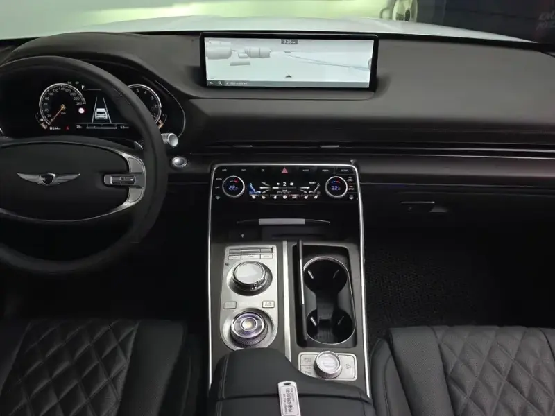 2023 Genesis GV80 с пробегом 19 163 км