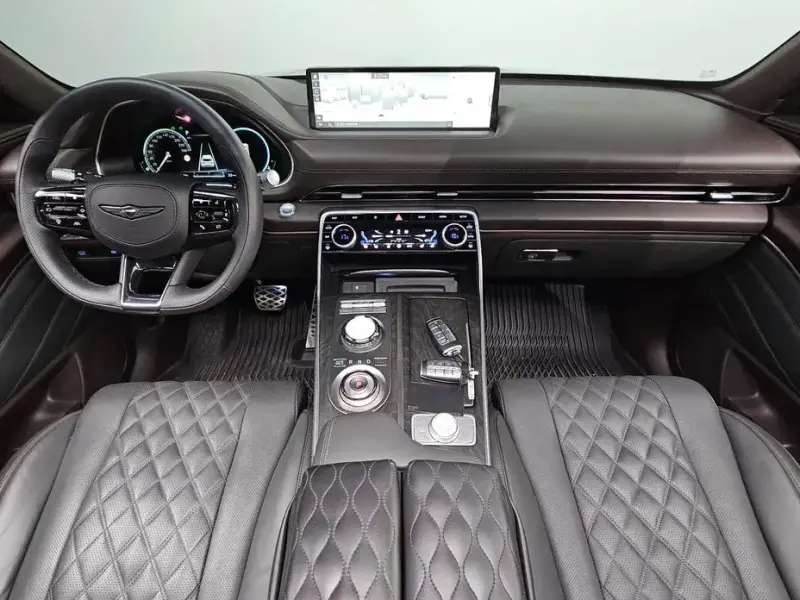 2023 Genesis GV80 с пробегом 37 411 км