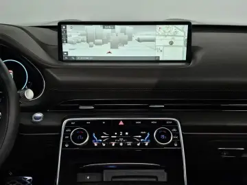 2023 Genesis GV80 с пробегом 37 411 км