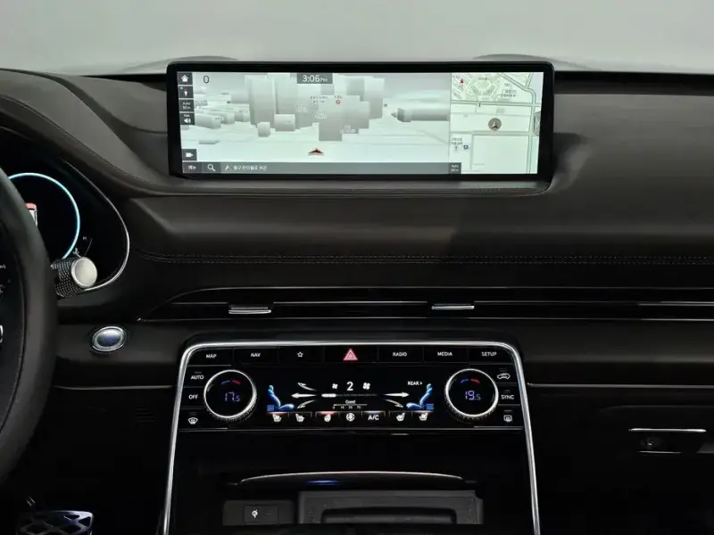 2023 Genesis GV80 с пробегом 37 411 км