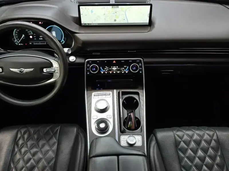 2023 Genesis GV80 с пробегом 82 569 км