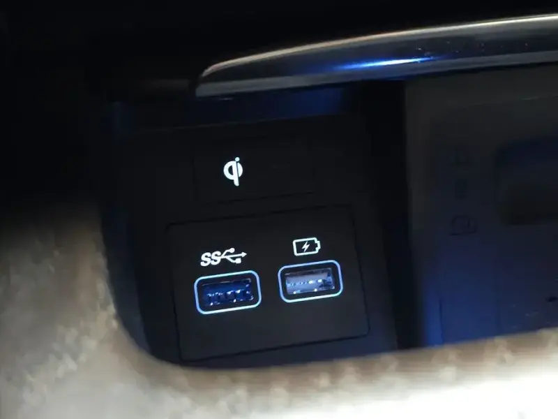 2023 Genesis GV80 с пробегом 82 569 км