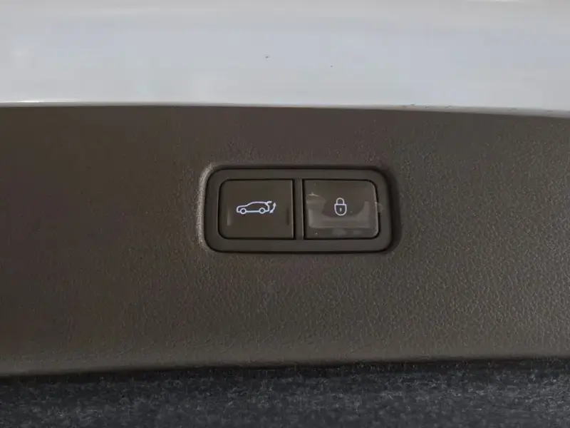 2023 Genesis GV80 с пробегом 53 750 км