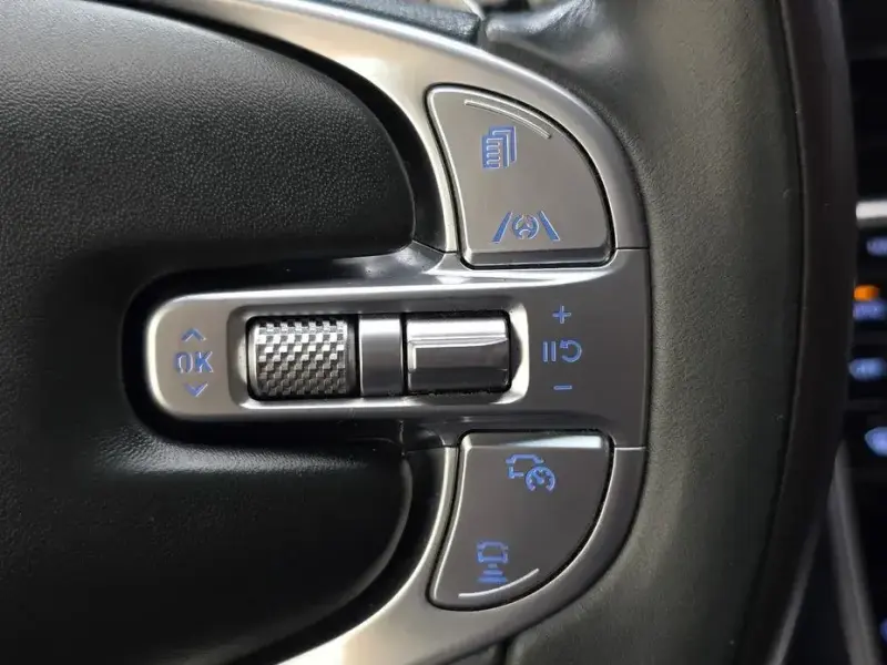 2023 Genesis GV80 с пробегом 82 569 км