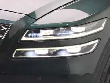 2023 Genesis GV80 с пробегом 82 569 км