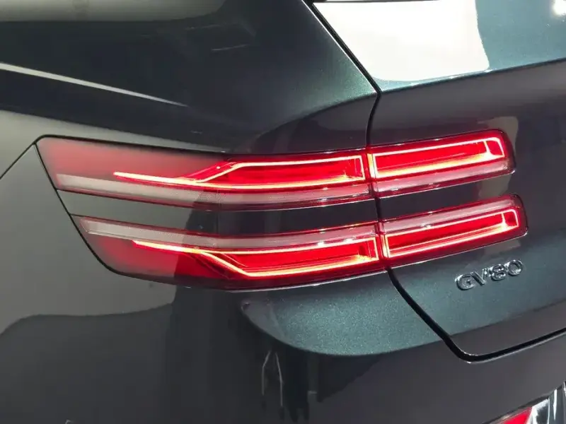 2023 Genesis GV80 с пробегом 82 569 км
