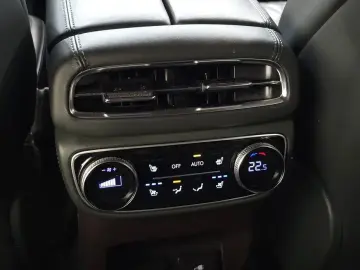 2023 Genesis GV80 с пробегом 82 569 км
