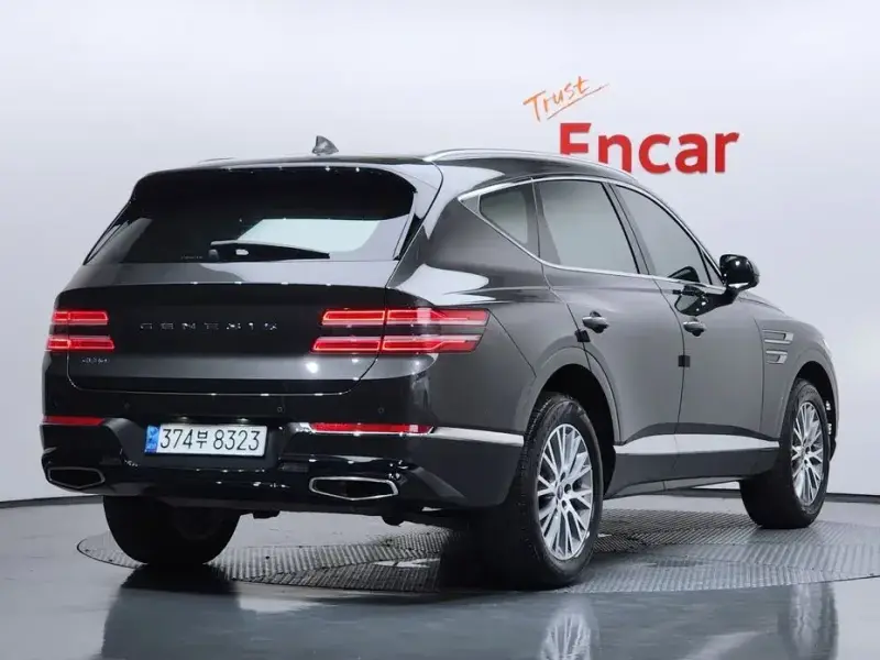 2023 Genesis GV80 с пробегом 47 442 км