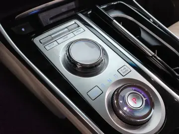 2023 Genesis GV80 с пробегом 47 442 км