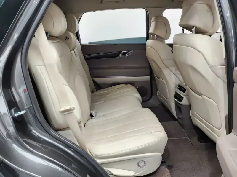 2023 Genesis GV80 с пробегом 47 442 км