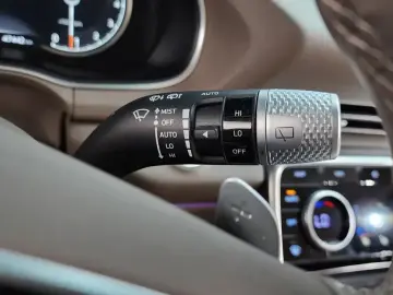 2023 Genesis GV80 с пробегом 47 442 км