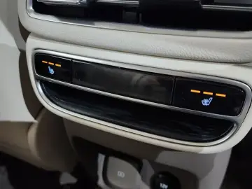 2023 Genesis GV80 с пробегом 47 442 км