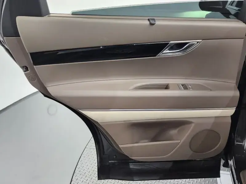 2023 Genesis GV80 с пробегом 47 442 км