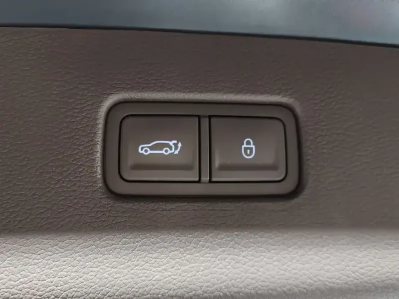 2023 Genesis GV80 с пробегом 47 442 км