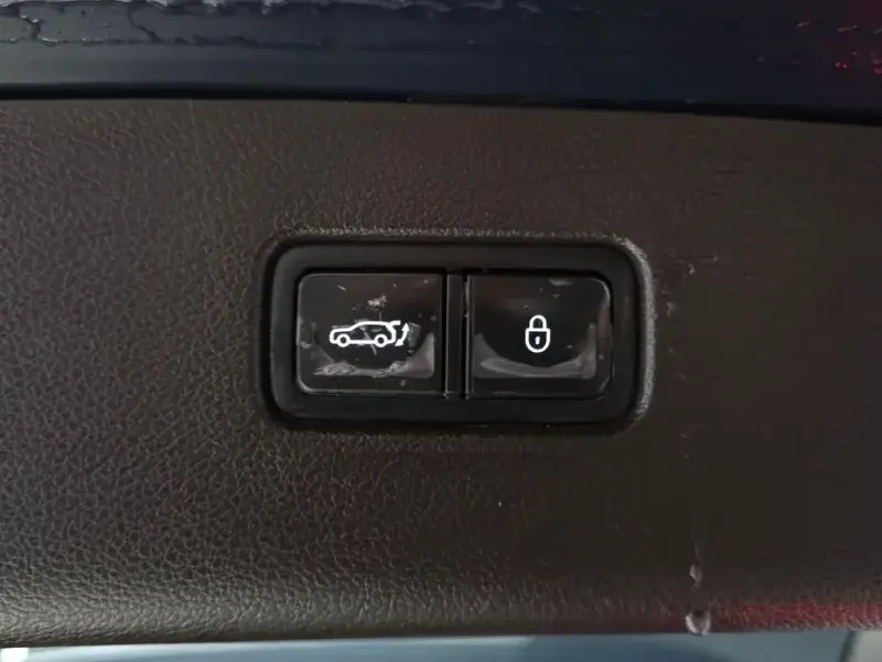 2023 Genesis GV80 с пробегом 35 838 км