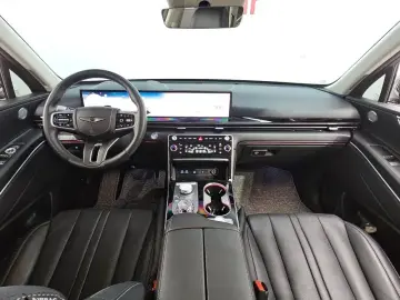 2023 Genesis GV80 с пробегом 48 416 км