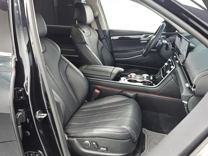 2023 Genesis GV80 с пробегом 48 416 км