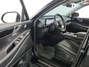 2023 Genesis GV80 с пробегом 48 416 км