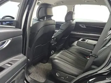 2023 Genesis GV80 с пробегом 48 416 км