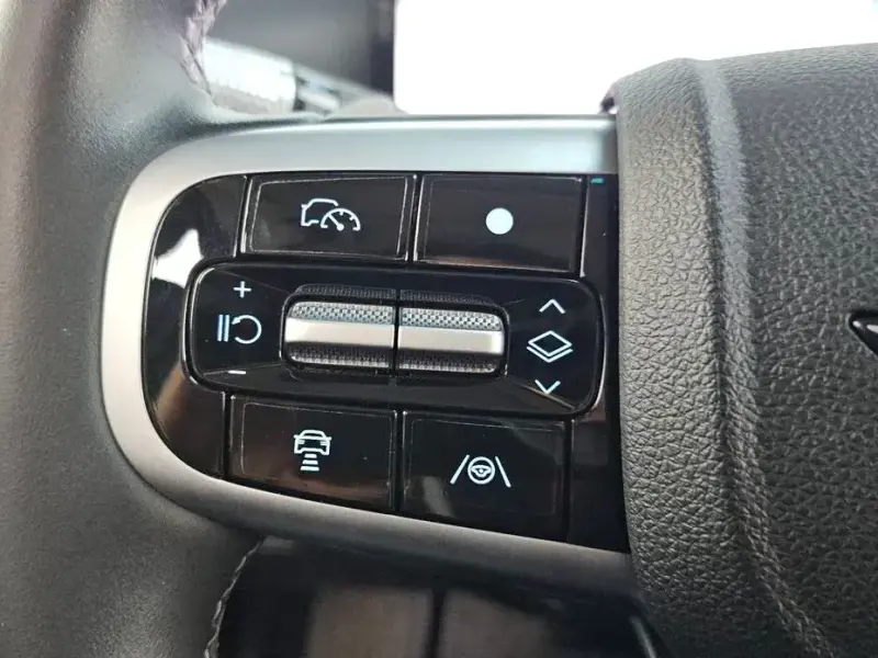 2023 Genesis GV80 с пробегом 48 416 км