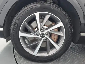 2023 Genesis GV80 с пробегом 41 389 км