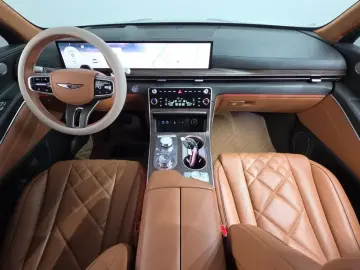 2023 Genesis GV80 с пробегом 41 389 км