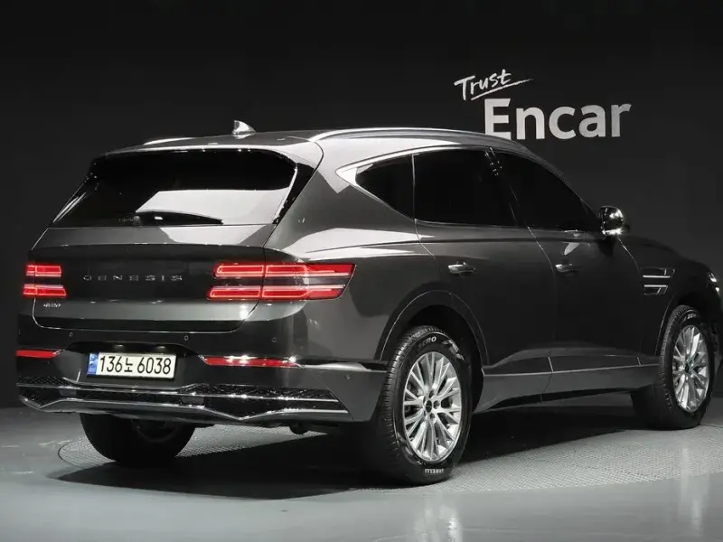 2023 Genesis GV80 с пробегом 36 103 км