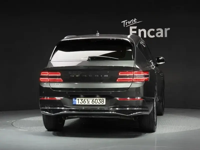 2023 Genesis GV80 с пробегом 36 103 км