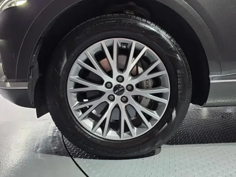 2023 Genesis GV80 с пробегом 36 103 км