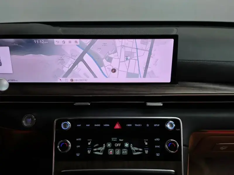 2023 Genesis GV80 с пробегом 41 389 км