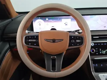 2023 Genesis GV80 с пробегом 41 389 км