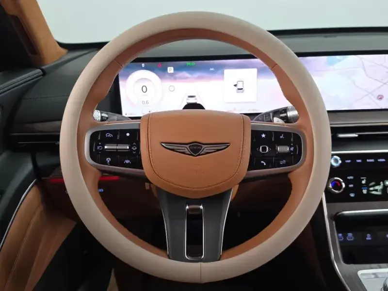 2023 Genesis GV80 с пробегом 41 389 км