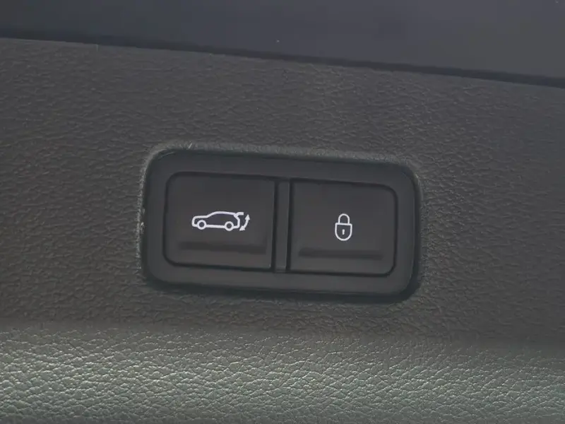 2023 Genesis GV80 с пробегом 41 389 км