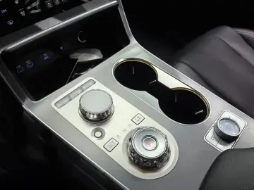 2023 Genesis GV80 с пробегом 36 103 км