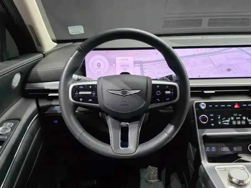 2023 Genesis GV80 с пробегом 36 103 км