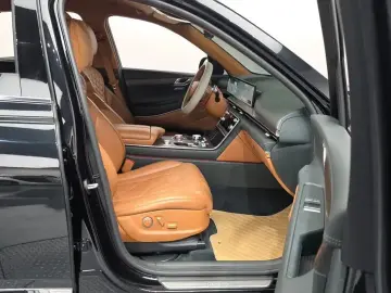 2023 Genesis GV80 с пробегом 41 389 км