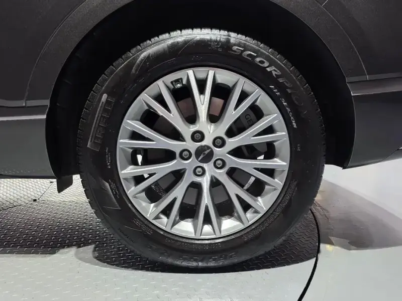 2023 Genesis GV80 с пробегом 36 103 км