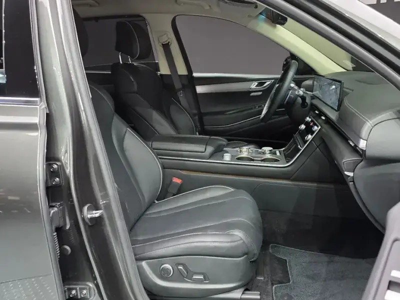 2023 Genesis GV80 с пробегом 36 103 км