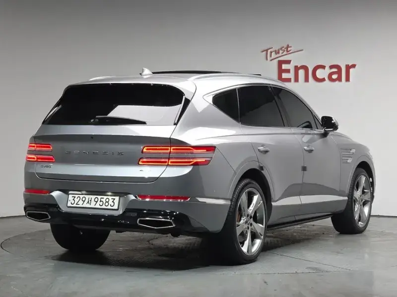 2023 Genesis GV80 с пробегом 21 922 км