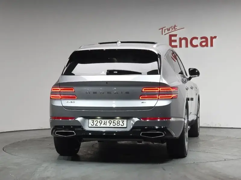 2023 Genesis GV80 с пробегом 21 922 км