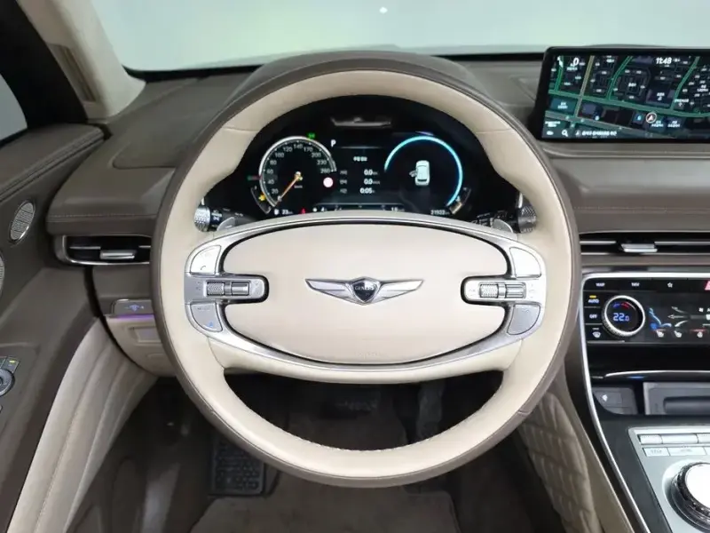 2023 Genesis GV80 с пробегом 21 922 км